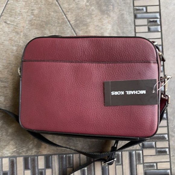 Michael Kors Cooper Utility Crossbody Leather Merlot - Picture 6 of 16